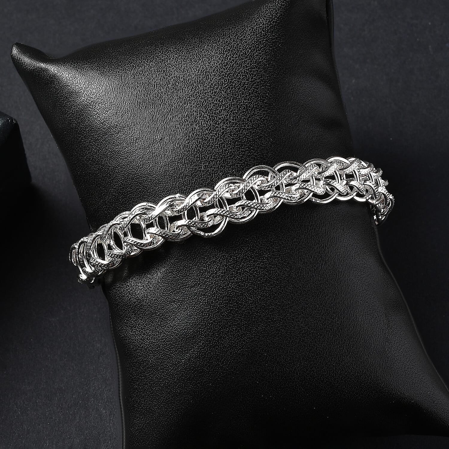 One Time Deal - Handmade Sterling Silver Byzantine Bracelet (Size - 7.5), Silver Wt. 22.55 Gms.